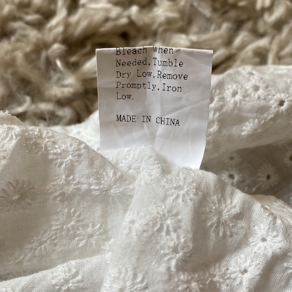 SHEIN Crop Top - Picture 9 of 9